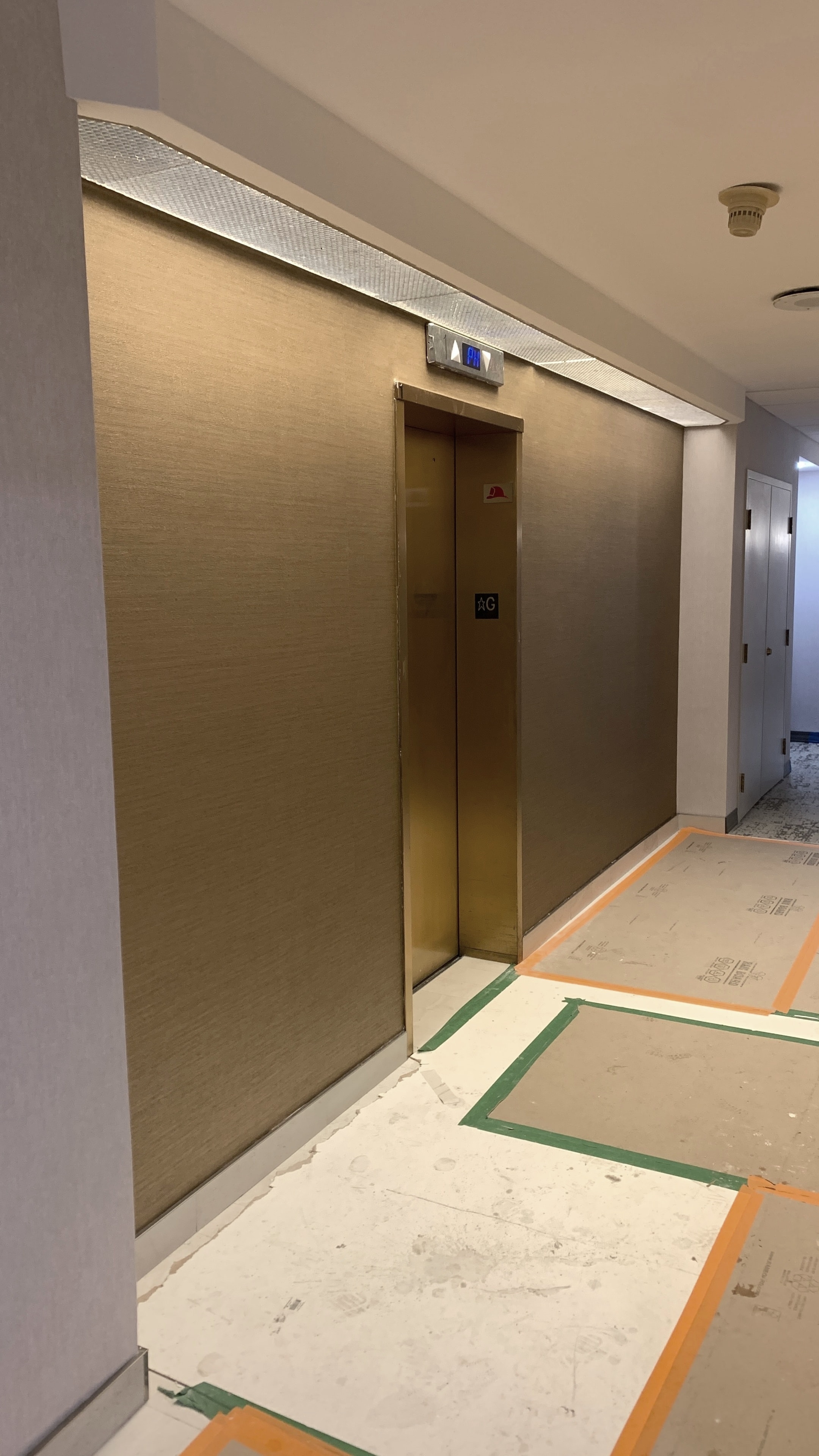Commercial Accent Wallcovering